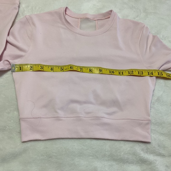 Lululemon Short Stop Crop Top Long Sleeves Pink Mesh Back Activewear Athleisure - Picture 8 of 10